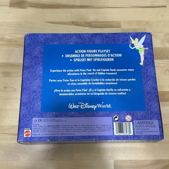 NEW In Box Vintage Walt Disney World Peter Pan Hook Action Figure Playset 1997